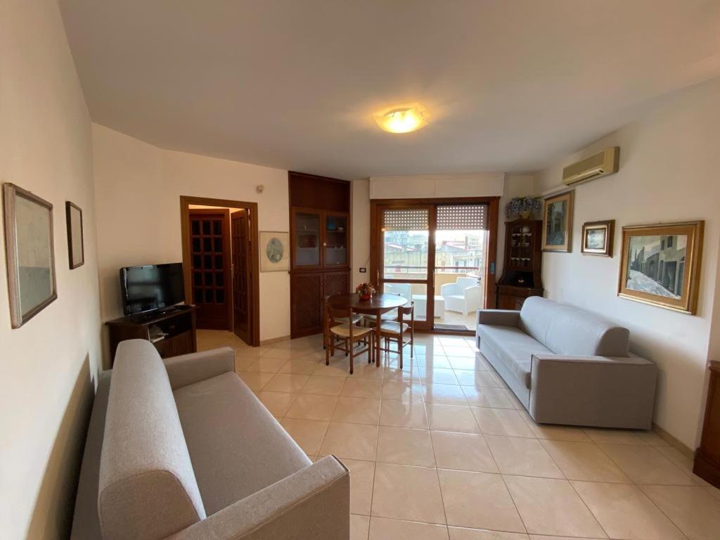 Pm 34 Via De Biase Guest House Alghero Exterior foto